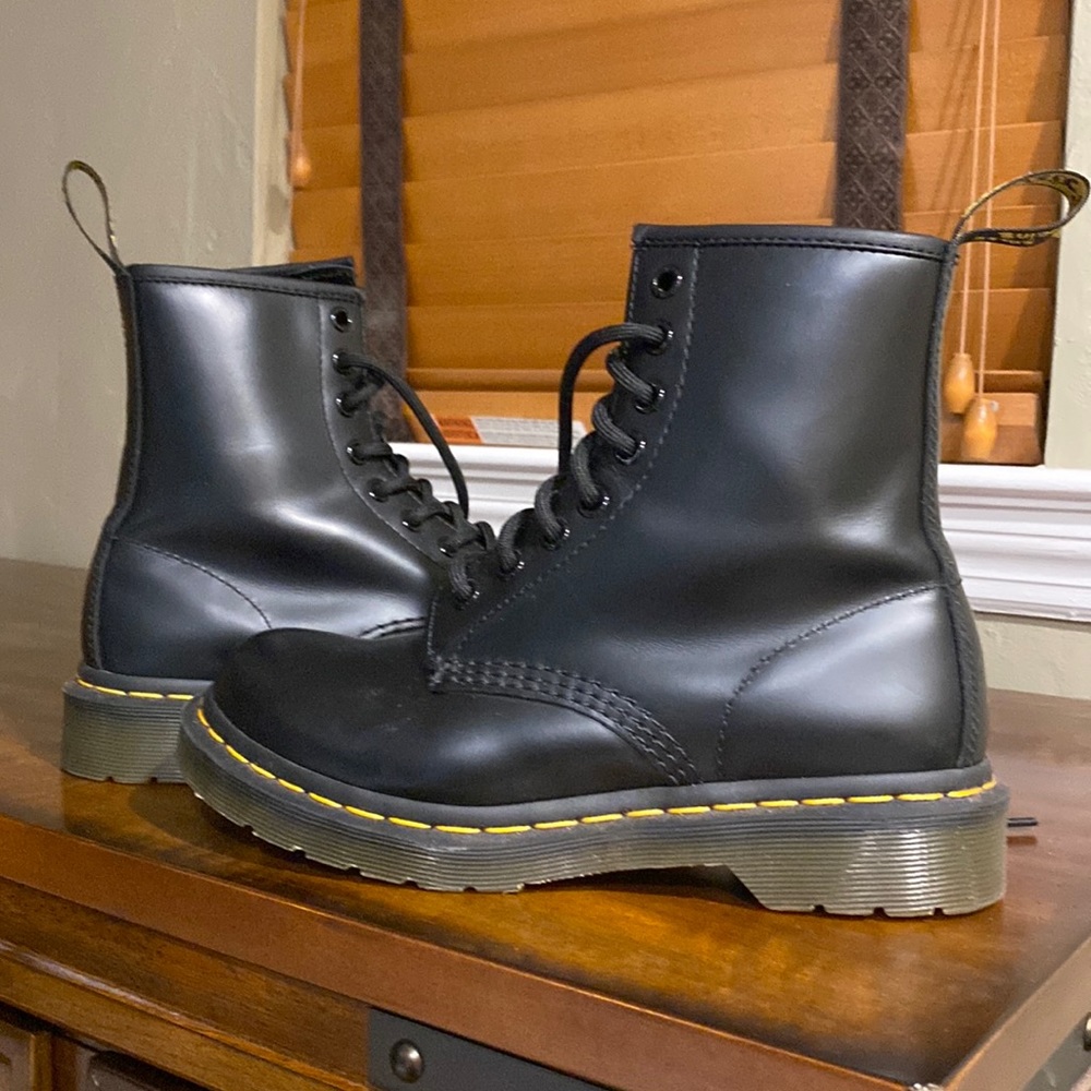 Dr Martens Combat Boots